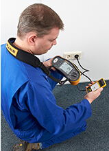 Fluke 1664FC安裝測試儀 無線共享結果功能如何助力燈具銷售與專業(yè)服務